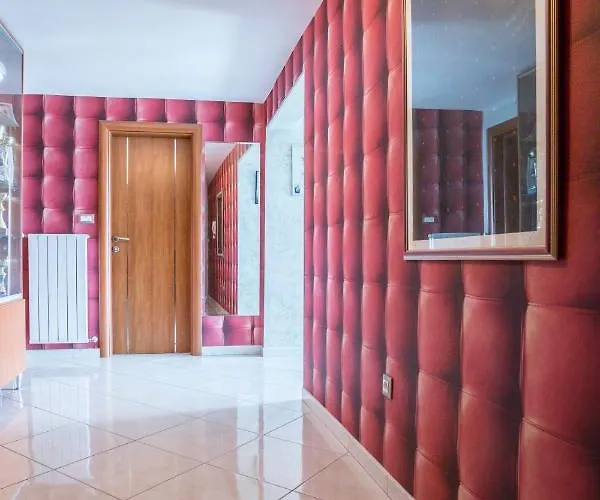 Luxury Alduk Close To Znjan With The Sea View