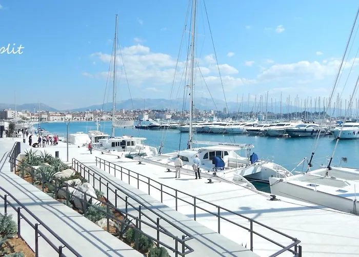 Luxury Alduk Close To Znjan With The Sea View Lägenhet Split