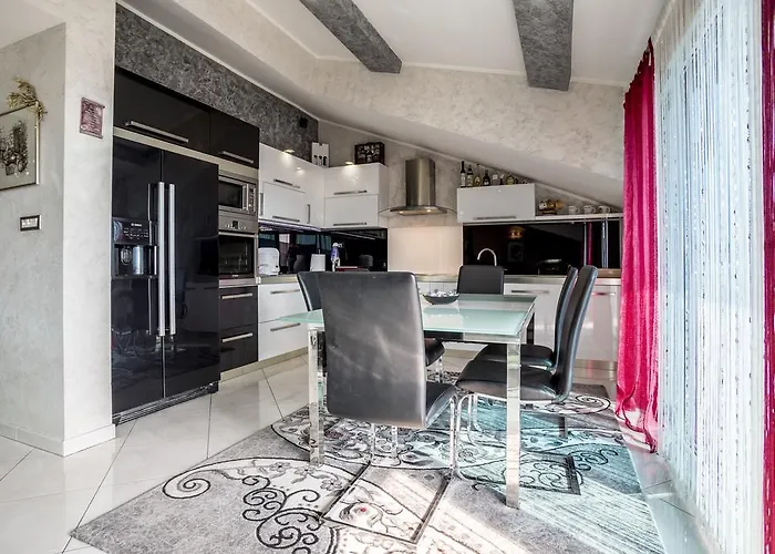 Luxury Alduk Close To Znjan With The Sea View Lägenhet Split